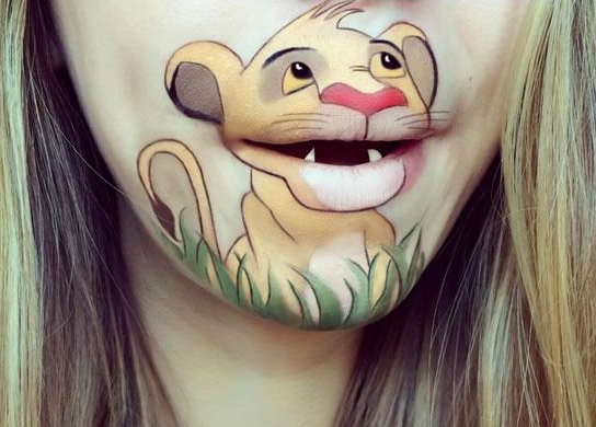 Η κοπέλα που πήγε το βάψιμο των χειλιών της σε…άλλο επίπεδο